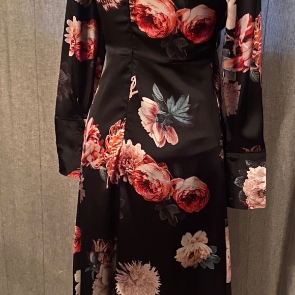 Zara Floral Dress XS - Picture 2 of 3